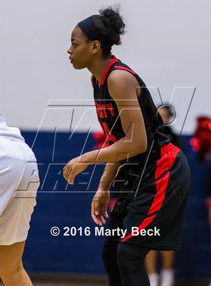 Thumbnail 1 in Jefferson City vs Benton (State Farm Holiday Hoops Invitational photogallery.