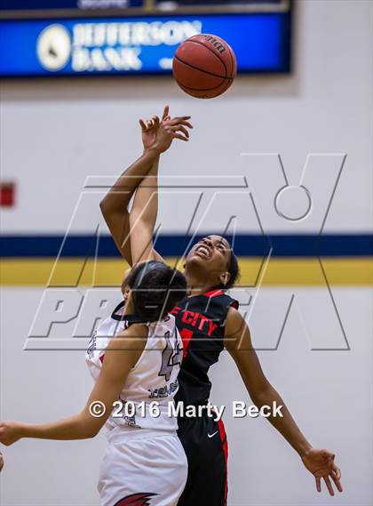Thumbnail 2 in Jefferson City vs Benton (State Farm Holiday Hoops Invitational photogallery.