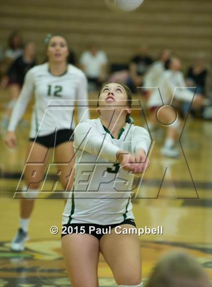 Thumbnail 1 in Corona del Sol vs Basha (Gilbert Invitational) photogallery.