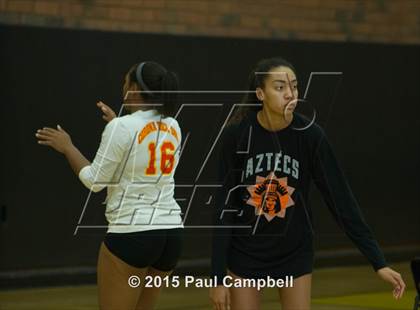 Thumbnail 3 in Corona del Sol vs Basha (Gilbert Invitational) photogallery.