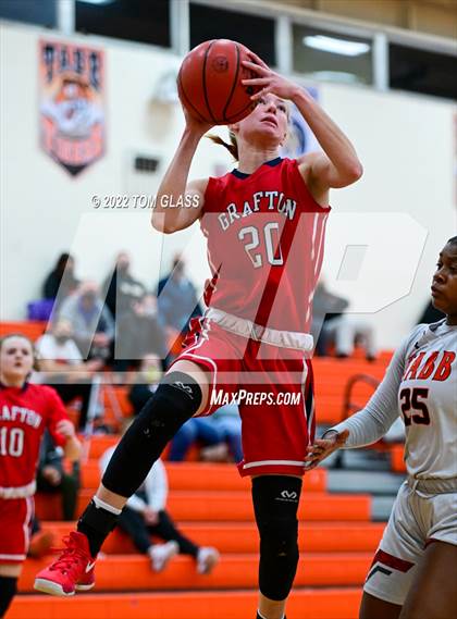Thumbnail 3 in Grafton @ Tabb photogallery.