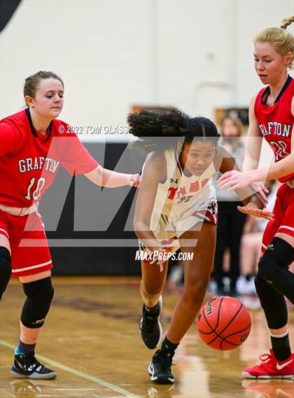 Thumbnail 3 in Grafton @ Tabb photogallery.