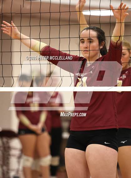 Thumbnail 2 in Tewksbury Memorial vs Newburyport (MIAA Division 3 Round 32) photogallery.