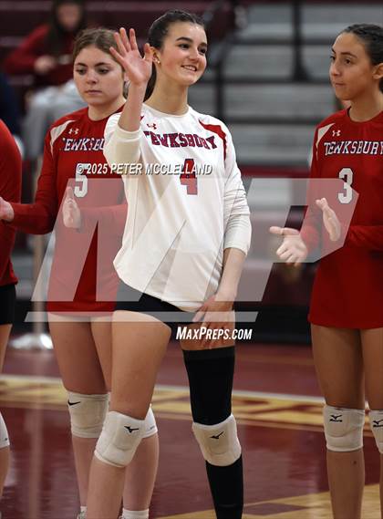 Thumbnail 2 in Tewksbury Memorial vs Newburyport (MIAA Division 3 Round 32) photogallery.