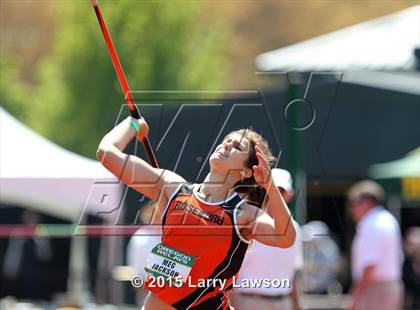 Thumbnail 2 in Oregon Relays - Girls Javelin photogallery.