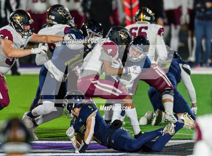 Thumbnail 2 in Lake Creek vs. Rouse (UIL 5A D2 Region III Area Playoff) photogallery.