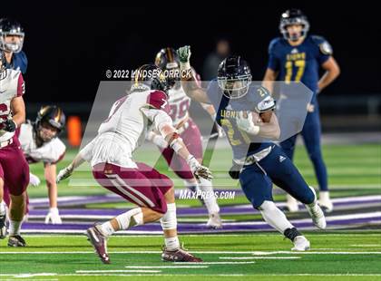 Thumbnail 2 in Lake Creek vs. Rouse (UIL 5A D2 Region III Area Playoff) photogallery.