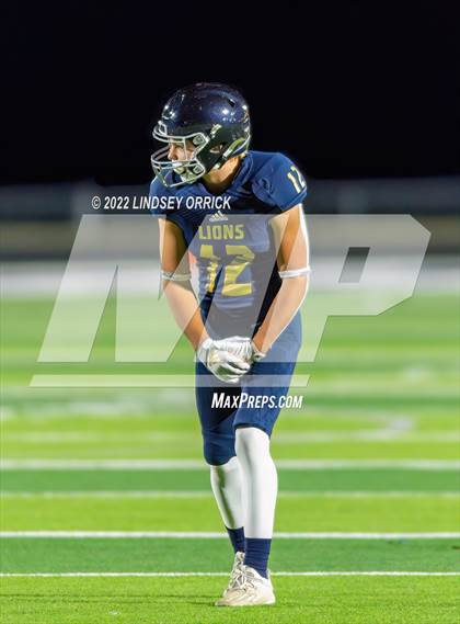 Thumbnail 2 in Lake Creek vs. Rouse (UIL 5A D2 Region III Area Playoff) photogallery.