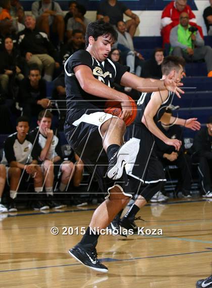 Thumbnail 1 in Calabasas vs. El Camino Real photogallery.