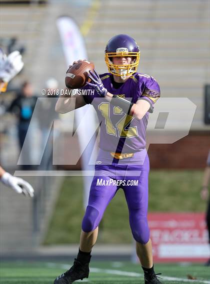 Thumbnail 2 in Mound City/Craig vs. Worth County/Northeast Nodaway (MSHSAA Show-Me Bowl 8 Man) photogallery.