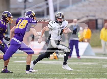 Thumbnail 3 in Mound City/Craig vs. Worth County/Northeast Nodaway (MSHSAA Show-Me Bowl 8 Man) photogallery.