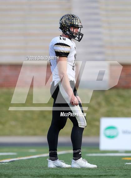 Thumbnail 3 in Mound City/Craig vs. Worth County/Northeast Nodaway (MSHSAA Show-Me Bowl 8 Man) photogallery.