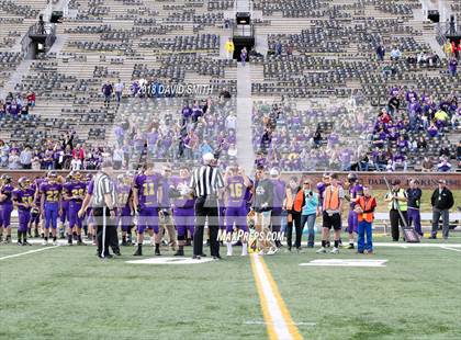 Thumbnail 3 in Mound City/Craig vs. Worth County/Northeast Nodaway (MSHSAA Show-Me Bowl 8 Man) photogallery.