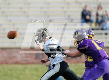 Thumbnail 2 in Mound City/Craig vs. Worth County/Northeast Nodaway (MSHSAA Show-Me Bowl 8 Man) photogallery.