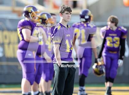 Thumbnail 3 in Mound City/Craig vs. Worth County/Northeast Nodaway (MSHSAA Show-Me Bowl 8 Man) photogallery.