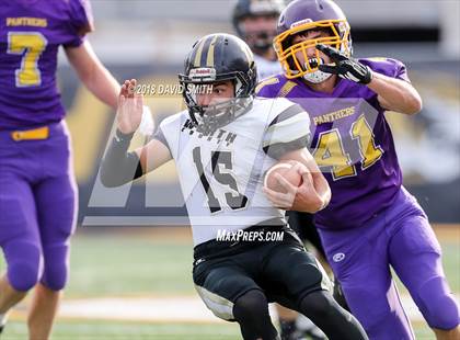 Thumbnail 3 in Mound City/Craig vs. Worth County/Northeast Nodaway (MSHSAA Show-Me Bowl 8 Man) photogallery.