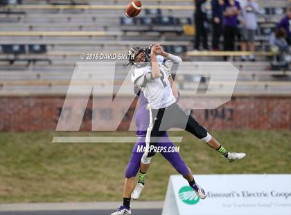 Thumbnail 2 in Mound City/Craig vs. Worth County/Northeast Nodaway (MSHSAA Show-Me Bowl 8 Man) photogallery.