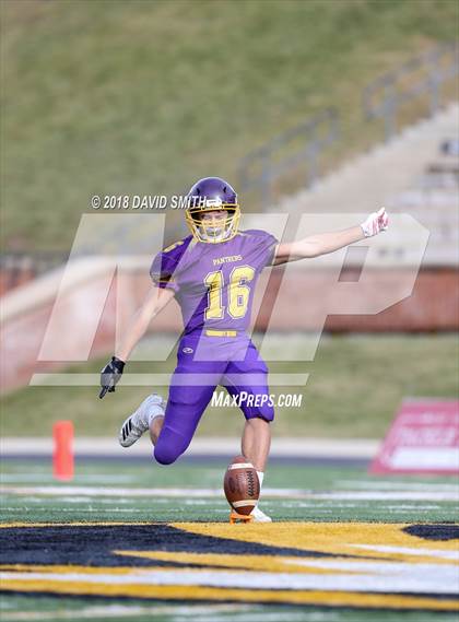 Thumbnail 2 in Mound City/Craig vs. Worth County/Northeast Nodaway (MSHSAA Show-Me Bowl 8 Man) photogallery.