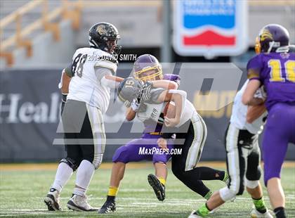 Thumbnail 3 in Mound City/Craig vs. Worth County/Northeast Nodaway (MSHSAA Show-Me Bowl 8 Man) photogallery.