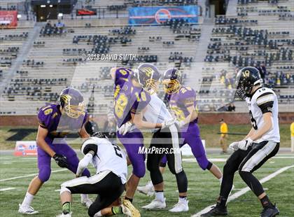 Thumbnail 1 in Mound City/Craig vs. Worth County/Northeast Nodaway (MSHSAA Show-Me Bowl 8 Man) photogallery.