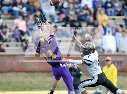 Thumbnail 1 in Mound City/Craig vs. Worth County/Northeast Nodaway (MSHSAA Show-Me Bowl 8 Man) photogallery.