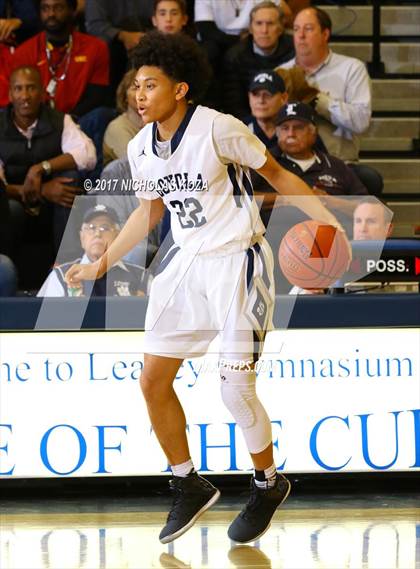 Thumbnail 3 in Harvard-Westlake vs. Loyola photogallery.