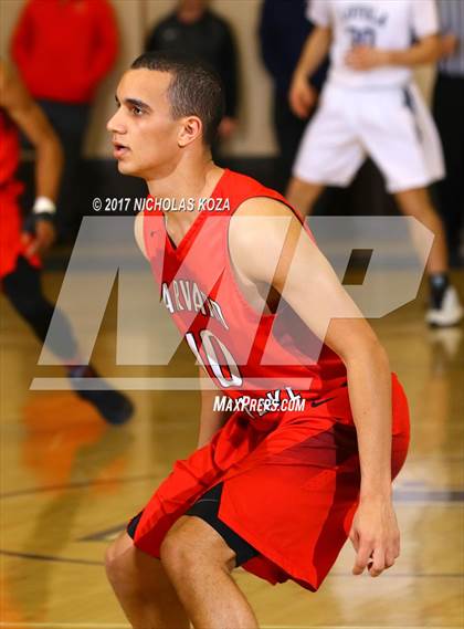 Thumbnail 1 in Harvard-Westlake vs. Loyola photogallery.