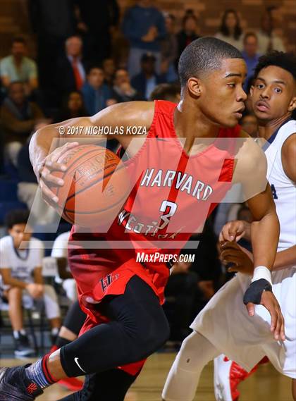 Thumbnail 3 in Harvard-Westlake vs. Loyola photogallery.