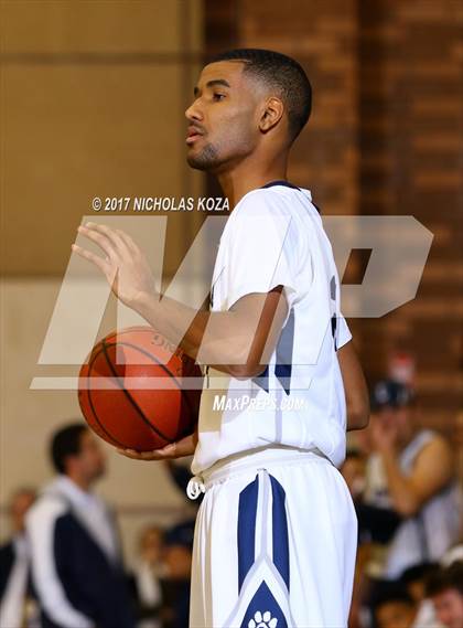 Thumbnail 3 in Harvard-Westlake vs. Loyola photogallery.