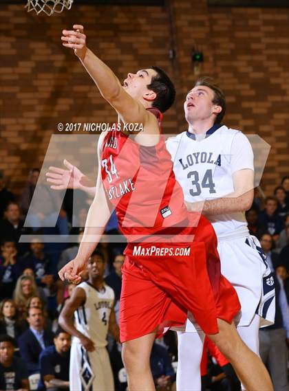 Thumbnail 3 in Harvard-Westlake vs. Loyola photogallery.