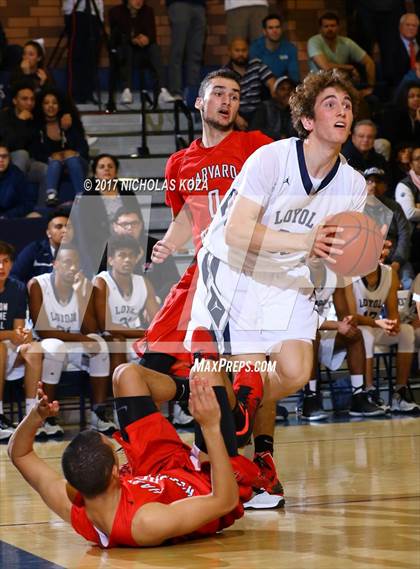 Thumbnail 3 in Harvard-Westlake vs. Loyola photogallery.