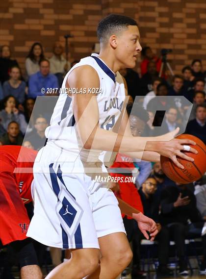 Thumbnail 3 in Harvard-Westlake vs. Loyola photogallery.