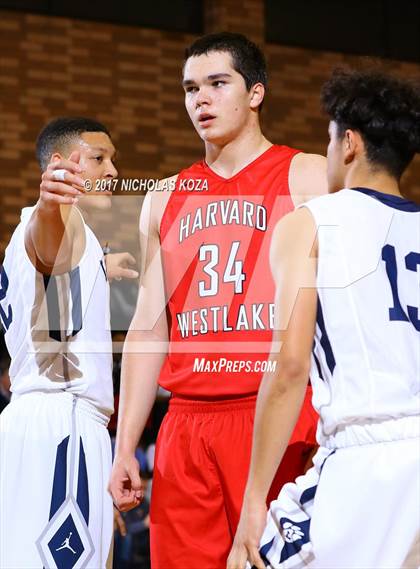 Thumbnail 3 in Harvard-Westlake vs. Loyola photogallery.