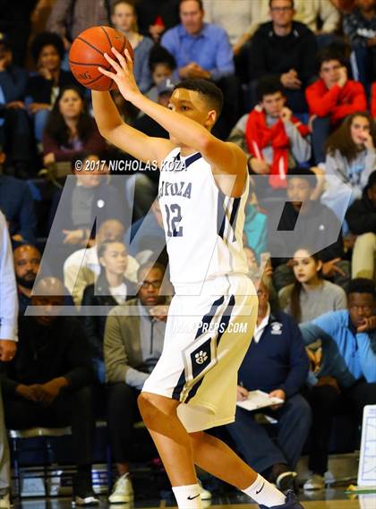 Thumbnail 1 in Harvard-Westlake vs. Loyola photogallery.