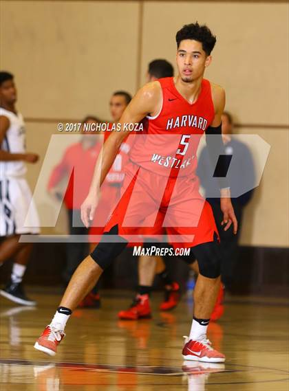 Thumbnail 1 in Harvard-Westlake vs. Loyola photogallery.