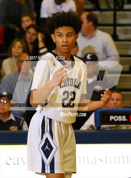Thumbnail 1 in Harvard-Westlake vs. Loyola photogallery.