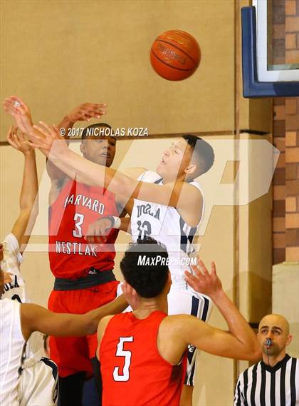 Thumbnail 3 in Harvard-Westlake vs. Loyola photogallery.