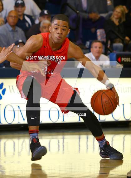 Thumbnail 3 in Harvard-Westlake vs. Loyola photogallery.