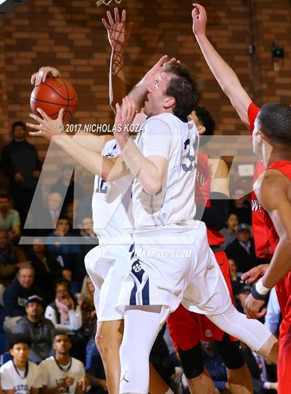 Thumbnail 1 in Harvard-Westlake vs. Loyola photogallery.