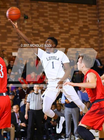 Thumbnail 3 in Harvard-Westlake vs. Loyola photogallery.