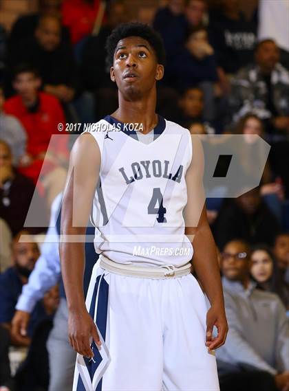 Thumbnail 2 in Harvard-Westlake vs. Loyola photogallery.