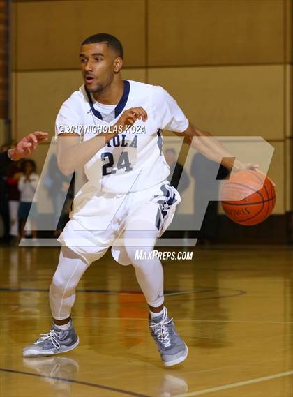 Thumbnail 2 in Harvard-Westlake vs. Loyola photogallery.