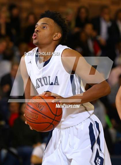 Thumbnail 3 in Harvard-Westlake vs. Loyola photogallery.