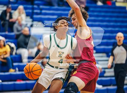 Thumbnail 3 in Lassiter vs Forest (Hounds Holiday Hoop Classic) photogallery.