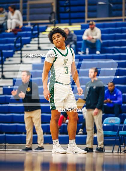 Thumbnail 1 in Lassiter vs Forest (Hounds Holiday Hoop Classic) photogallery.