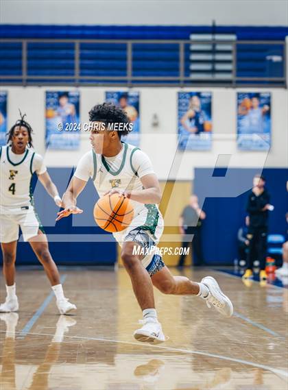Thumbnail 2 in Lassiter vs Forest (Hounds Holiday Hoop Classic) photogallery.