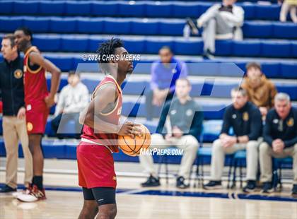 Thumbnail 1 in Lassiter vs Forest (Hounds Holiday Hoop Classic) photogallery.