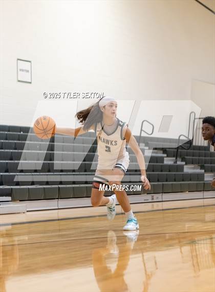 Thumbnail 3 in San Tan Foothills @ Tanque Verde photogallery.