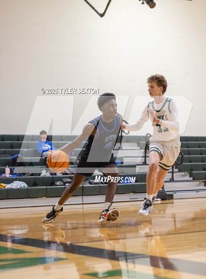 Thumbnail 1 in San Tan Foothills @ Tanque Verde photogallery.