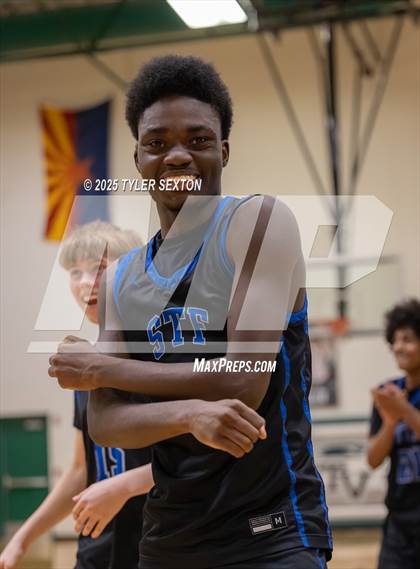 Thumbnail 3 in San Tan Foothills @ Tanque Verde photogallery.